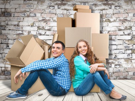 Removal van support for flats and businesses in Gunnersbury