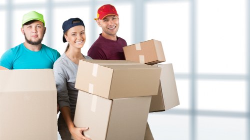 Residential moving service for homes and flats in Gunnersbury