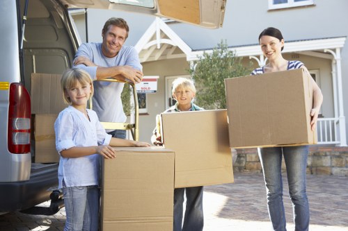 Residential move support for flats and houses in Gunnersbury