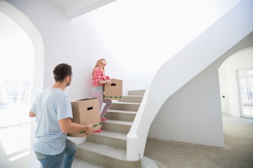 Truck hire for flat and house removals near Gunnersbury
